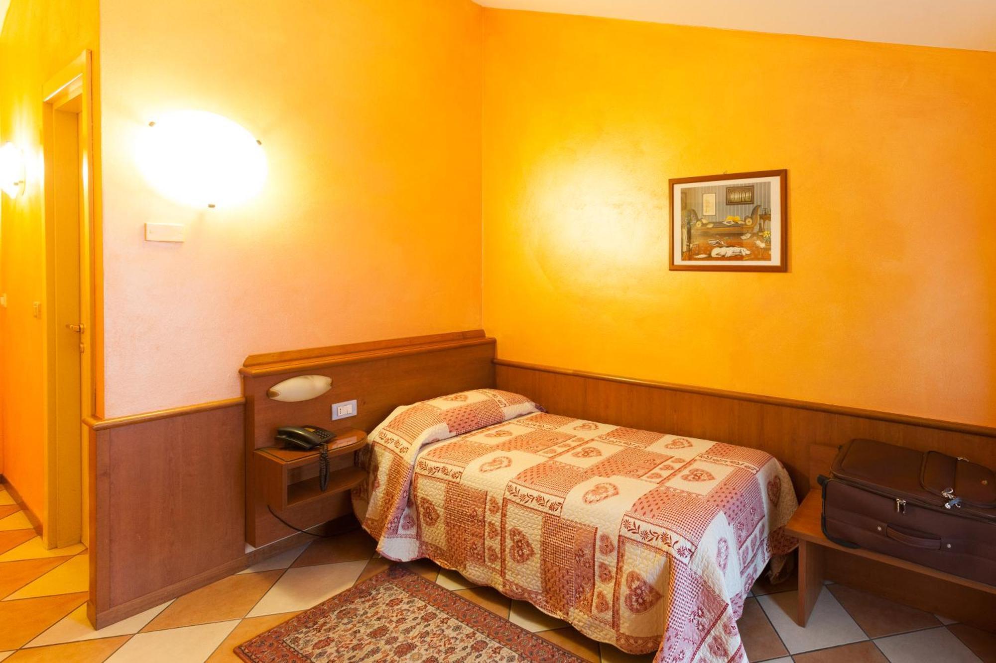 Antica Fonte Hotel 3*